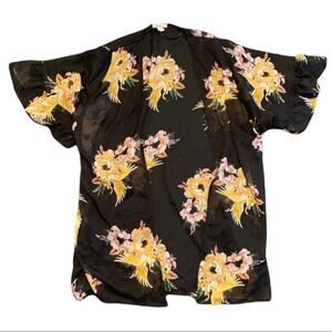 Mudd Kimono Wrap Top with Crane and Flower Pattern Sheer